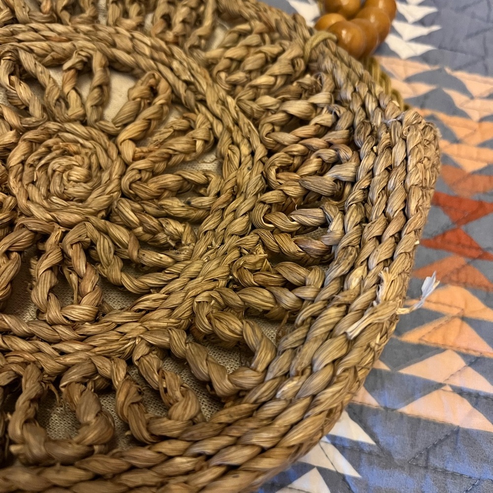Raffia Boho Tan Crossbody - Picture 4 of 9